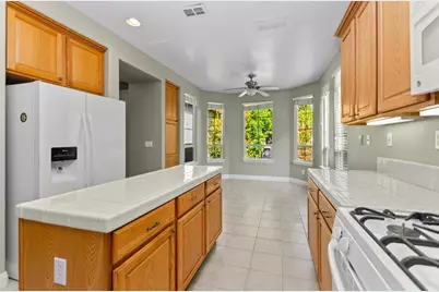 141 Perazul Circle, Sacramento, CA 95835 - Photo 8