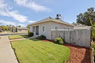 1229 N Redington St, Hanford, CA 93230 - Photo 4