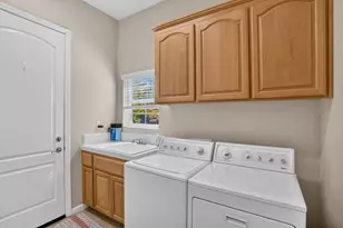 1941 Trinity Way, West Sacramento, CA 95691 - Photo 28