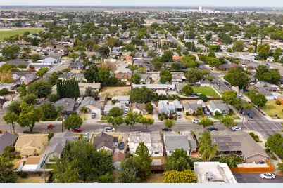328 W Lowell Avenue, Tracy, CA 95376 - Photo 34