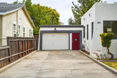 328 W Lowell Avenue, Tracy, CA 95376 - Photo 8