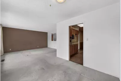 7165 Reichmuth Way, Sacramento, CA 95831 - Photo 8