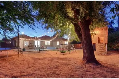 2054 Walnut Avenue, Carmichael, CA 95608 - Photo 20