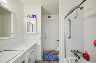 1533 W Rumble Rd, Modesto, CA 95350 - Photo 54