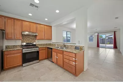 9535 Blue Mountain Way, Sacramento, CA 95829 - Photo 10