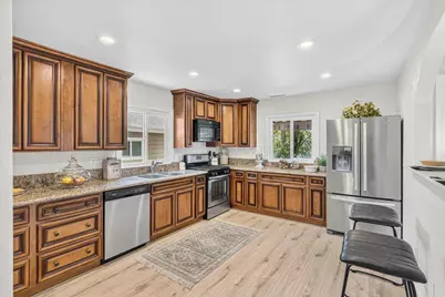 5531 North Avenue, Carmichael, CA 95608 - Photo 2