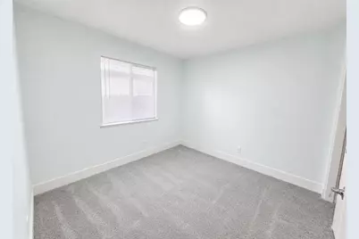 4706 W University Avenue, Fresno, CA 93722 - Photo 16