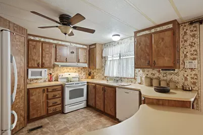 Pringle Avenue #25, Galt, CA 95632 - Photo 20