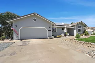 556 Blue Herron Ct, Valley Springs, CA 95252 - Photo 1