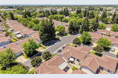 7300 Sunshire Lane, Sacramento, CA 95828 - Photo 46