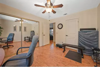 7300 Sunshire Lane, Sacramento, CA 95828 - Photo 32