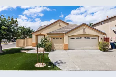 411 Clarence Bromell Street, Tracy, CA 95377 - Photo 2