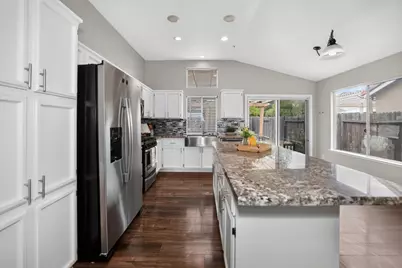 908 Burns Way, Woodland, CA 95776 - Photo 16