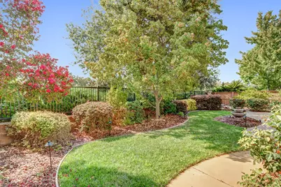 9817 Westminster Way, Elk Grove, CA 95757 - Photo 48