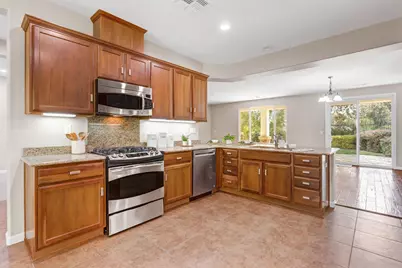 9817 Westminster Way, Elk Grove, CA 95757 - Photo 34