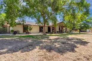 11801 N McKelvy Ave, Clovis, CA 93619 - Photo 1