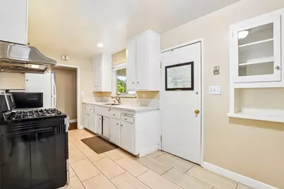 5624 Gilgunn Way, Sacramento, CA 95822 - Photo 14
