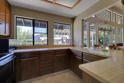 8103 Briar Ridge Lane, Citrus Heights, CA 95610 - Photo 6