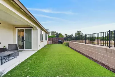 9475 Pasaje Place, Elk Grove, CA 95624 - Photo 36