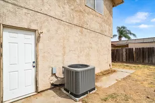 1484 Midland Ct, Manteca, CA 95336 - Photo 22