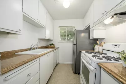 1902 El Paso Avenue #4, Davis, CA 95618 - Photo 6