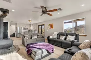 14091 Highview Trail, Redding, CA 96003 - Photo 10