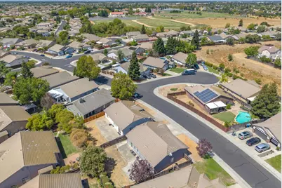 8540 Zinnia Way, Elk Grove, CA 95624 - Photo 44