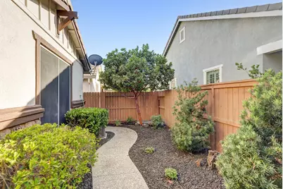 9980 Westminster Way, Elk Grove, CA 95757 - Photo 42