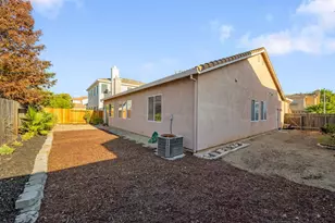 8008 Bauser Ave, Roseville, CA 95747 - Photo 34