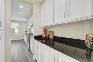 9645 Glacier Creek Way, Elk Grove, CA 95624 - Photo 14