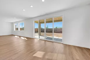 6009 Whistling Pne Wy, Roseville, CA 95747 - Photo 12
