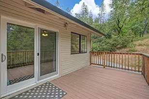 20365 Wolf Creek Rd, Grass Valley, CA 95949 - Photo 24