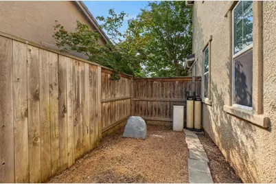 8129 Suarez Way, Elk Grove, CA 95757 - Photo 54