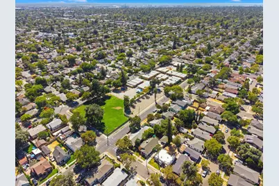 130 E Sonoma Avenue, Stockton, CA 95204 - Photo 42