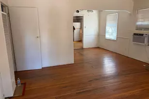 6300 33rd Ave, Sacramento, CA 95824 - Photo 2