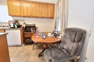 5119 Gordon Dr, Sacramento, CA 95824 - Photo 18