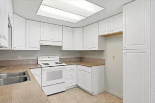 5840 Peppermill Ct, Sacramento, CA 95841 - Photo 22