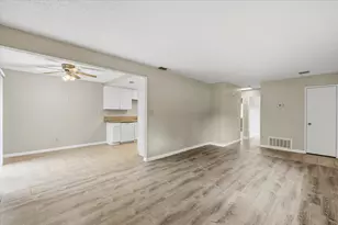 5840 Peppermill Ct, Sacramento, CA 95841 - Photo 4