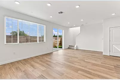 46 Solvang Court, Elk Grove, CA 95758 - Photo 4