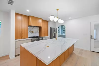 1640 9th Avenue, Sacramento, CA 95818 - Photo 8