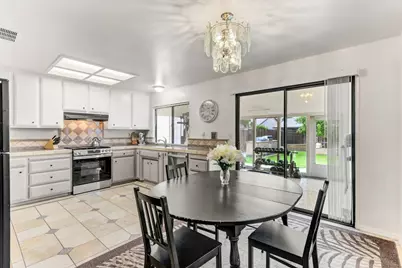 733 Cimmaron Court, Galt, CA 95632 - Photo 8