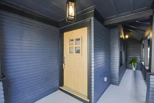 2504 N St, Sacramento, CA 95816 - Photo 2