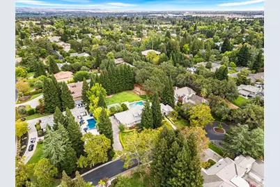 8708 W Hammersmith Lane, Fair Oaks, CA 95628 - Photo 4
