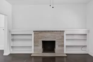 591 Redwood Ave, Sacramento, CA 95815 - Photo 8