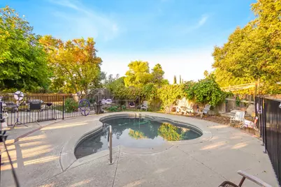 770 Bowles Street, Sacramento, CA 95815 - Photo 18