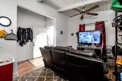 770 Bowles Street, Sacramento, CA 95815 - Photo 10