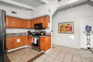 770 Bowles St, Sacramento, CA 95815 - Photo 22