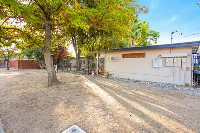 770 Bowles Street, Sacramento, CA 95815 - Photo 32