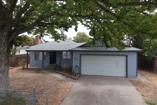 7418 Carella Dr, Sacramento, CA 95822 - Photo 2