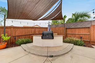 7470 Poinsettia Dr, Sacramento, CA 95829 - Photo 32